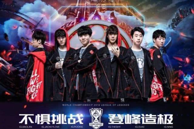 两人在此阶 两人在此阶