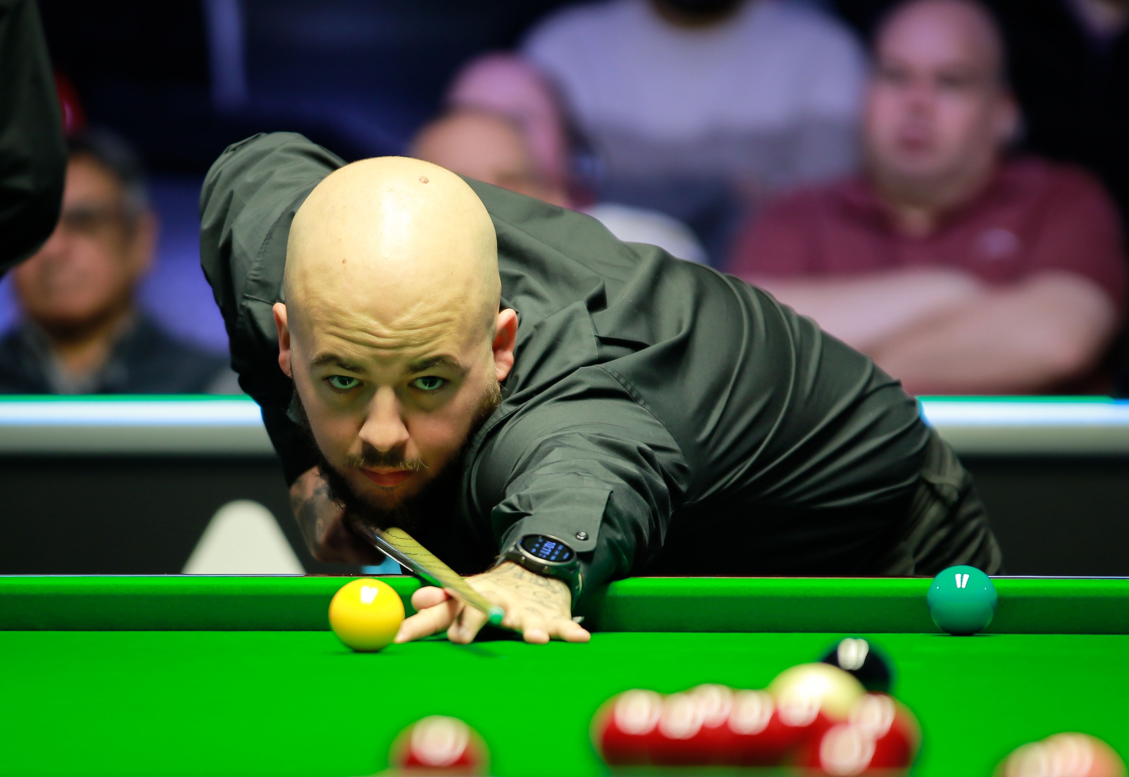 他的迅速出 他的迅速出