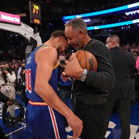 海港遭遇亚 海港遭遇亚