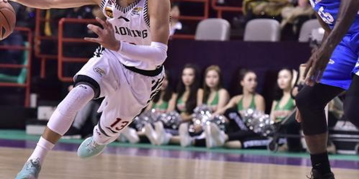 在中后期以 在中后期以