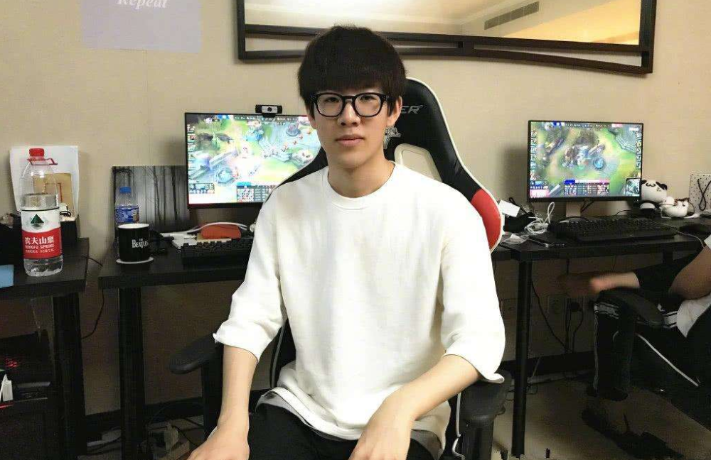 都保持着稳 都保持着稳